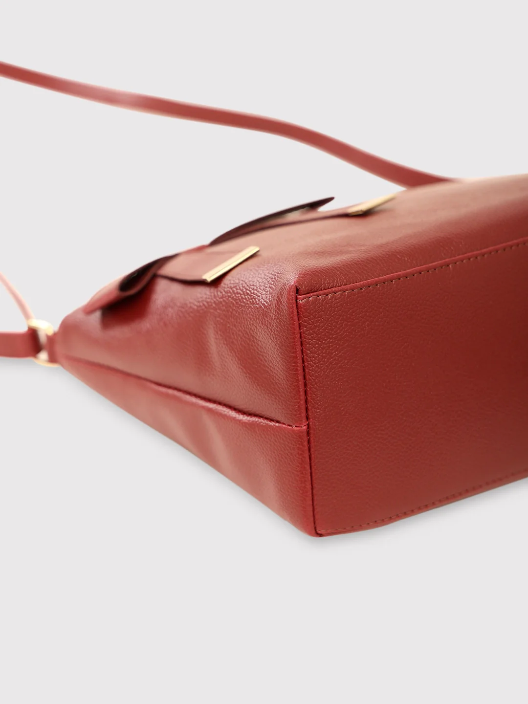 Caprese Alexandria Medium Maroon Sling Bag - Image 9