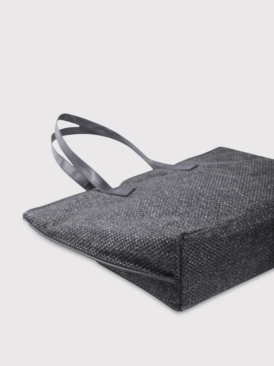 Caprese Alicia Large Black Tote Bag - Image 9