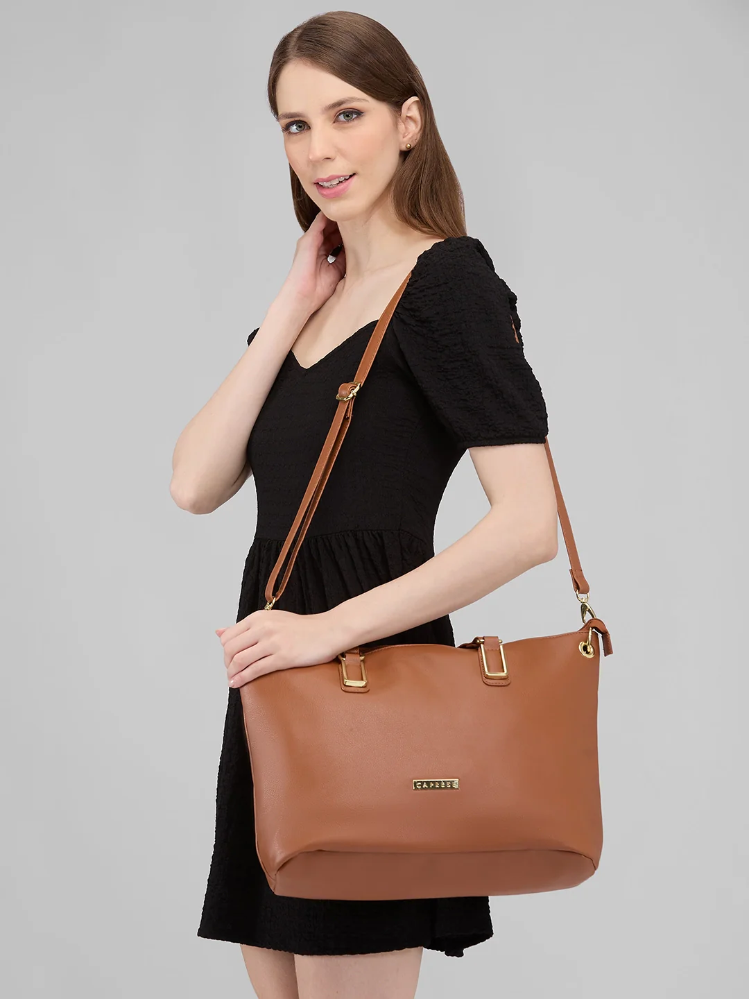 Caprese Amelia Medium Saddle Satchel Bag - Image 12