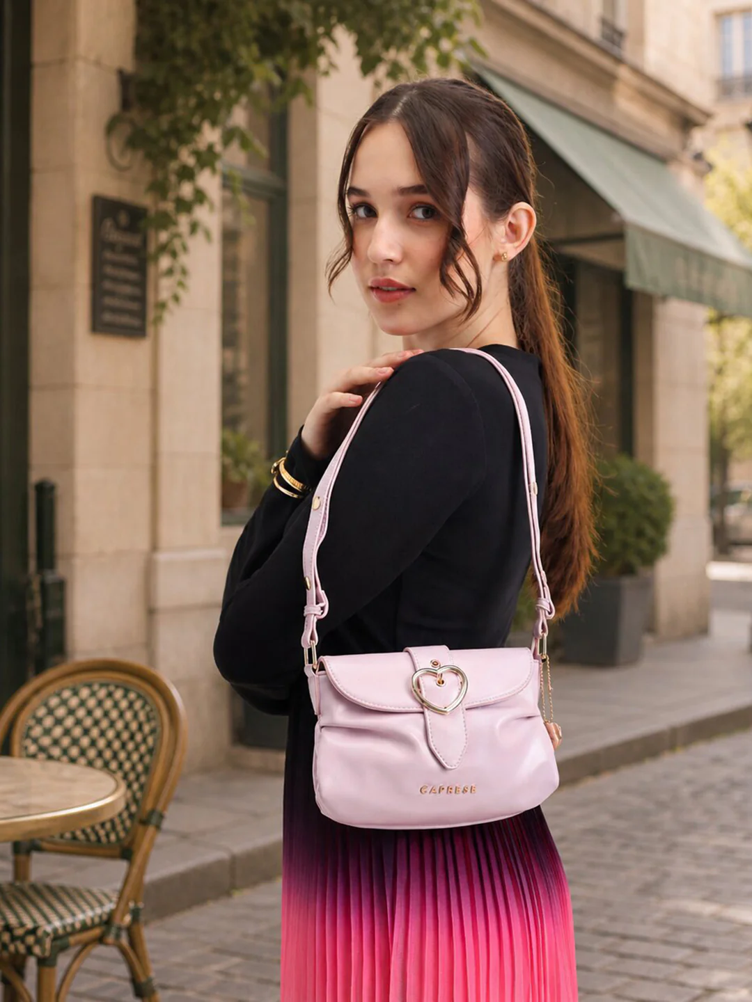 Caprese Ana Medium Lilac Baguette Bag - Image 4