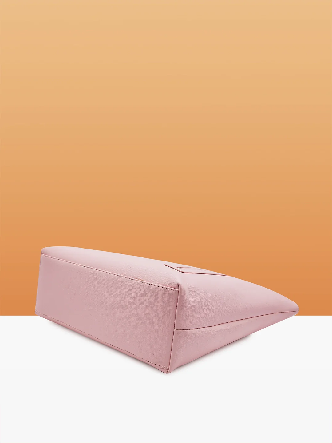 Caprese Anni Large Pale Pink Tote Bag - Image 7