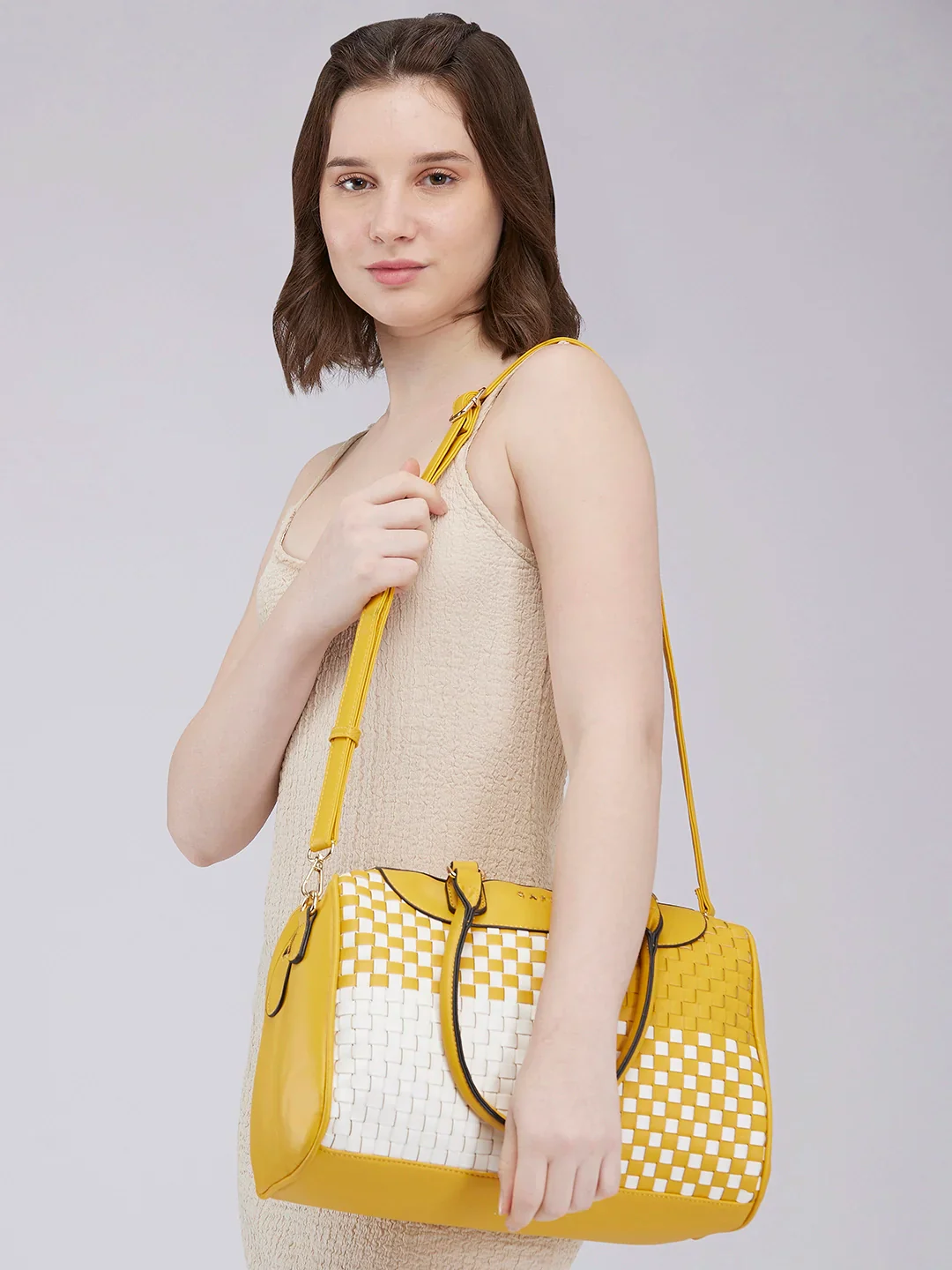 Caprese Aria Medium Mustard Satchel Bag - Image 12