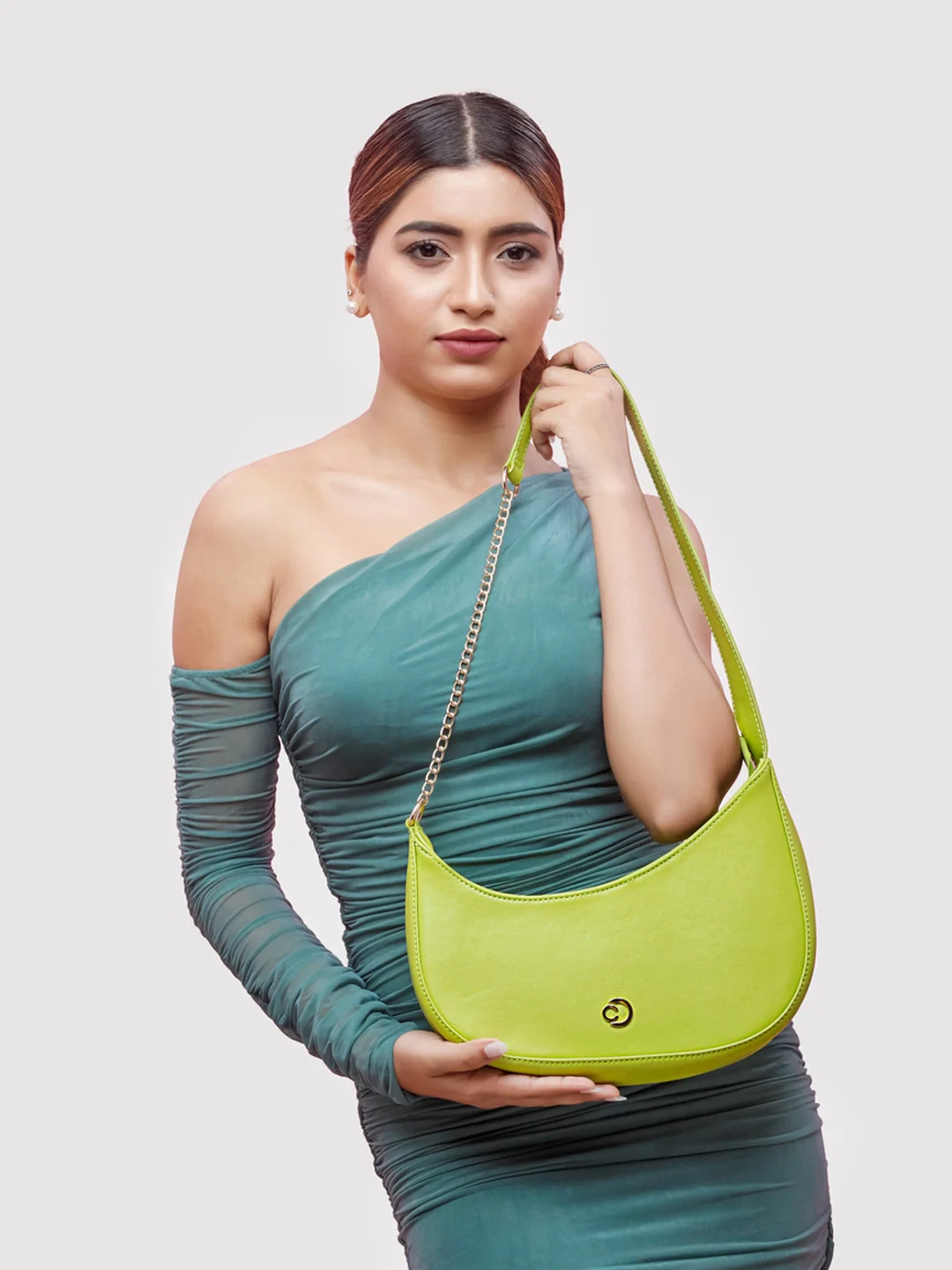 Caprese August Medium Lime Baguette Bag - Image 7
