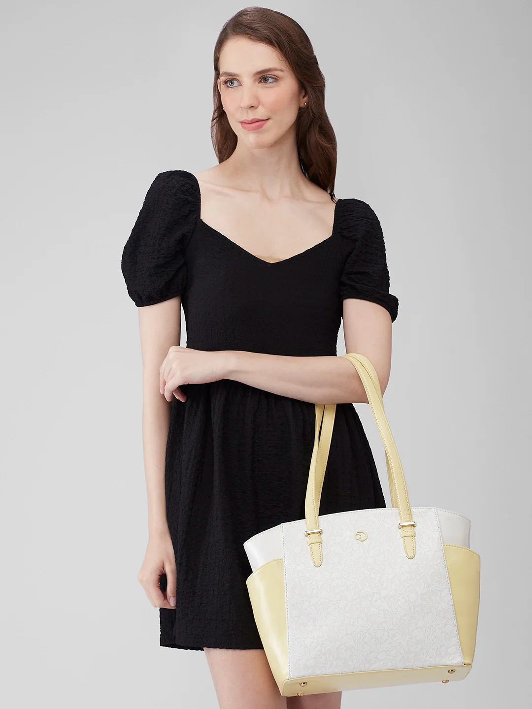 Caprese Aurora Medium Yellow Tote Bag - Image 13
