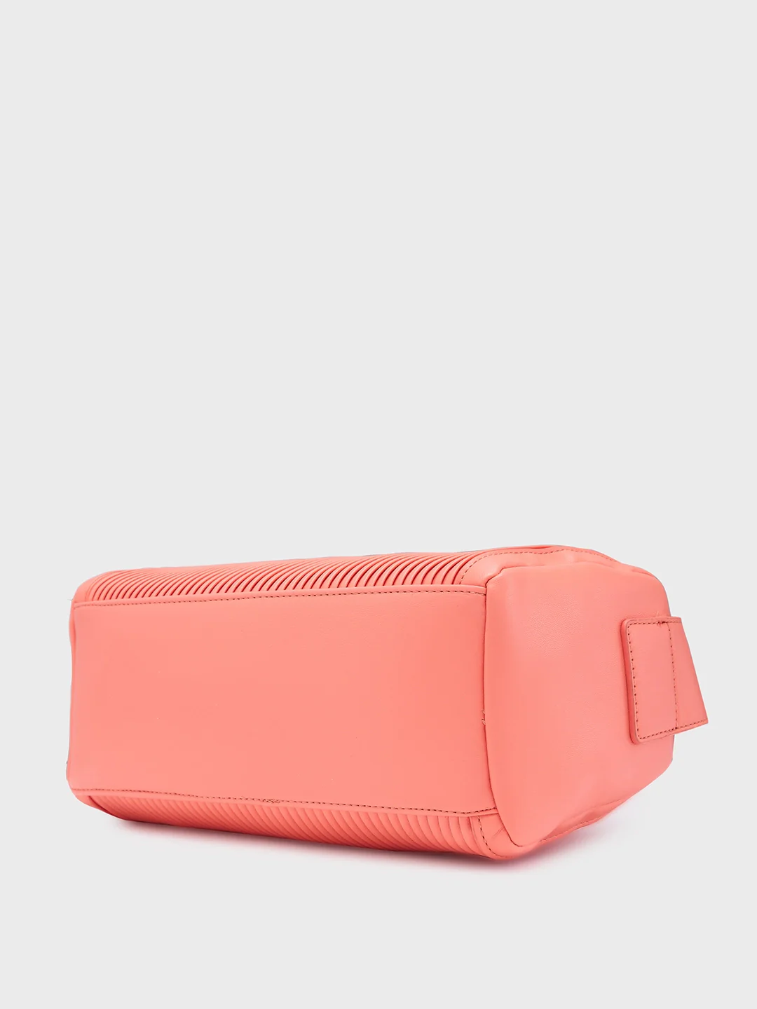 Caprese Ava Medium Coral Sling Bag - Image 6