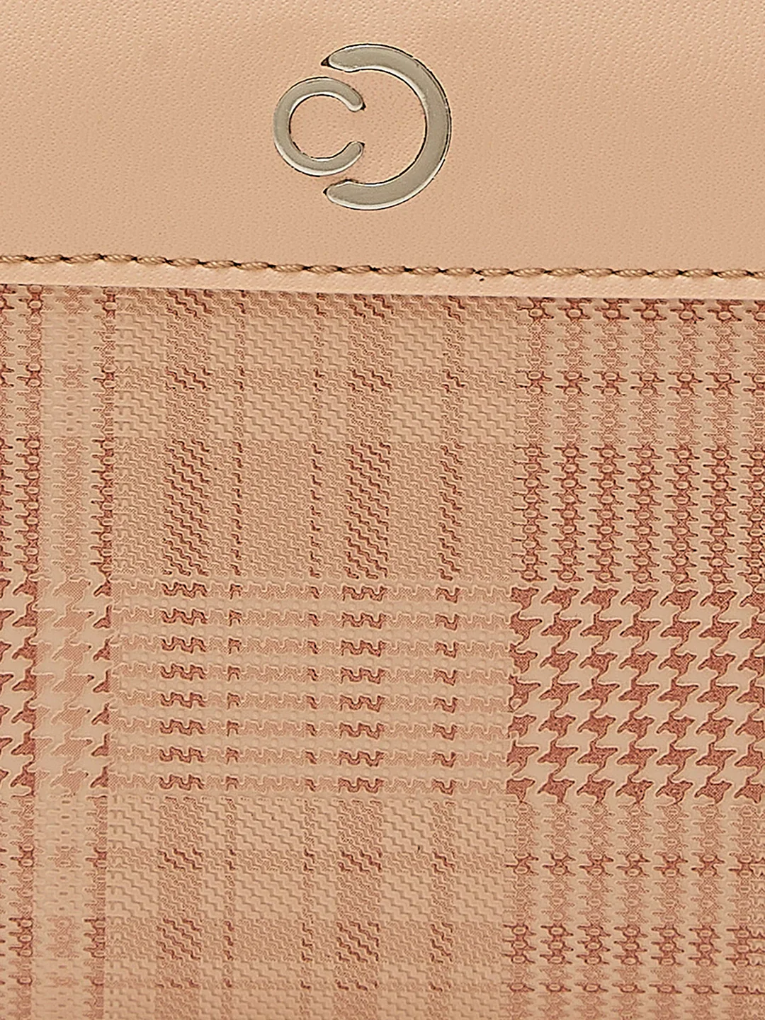 Caprese Avery Large Blush Bifold Wallet - Image 10