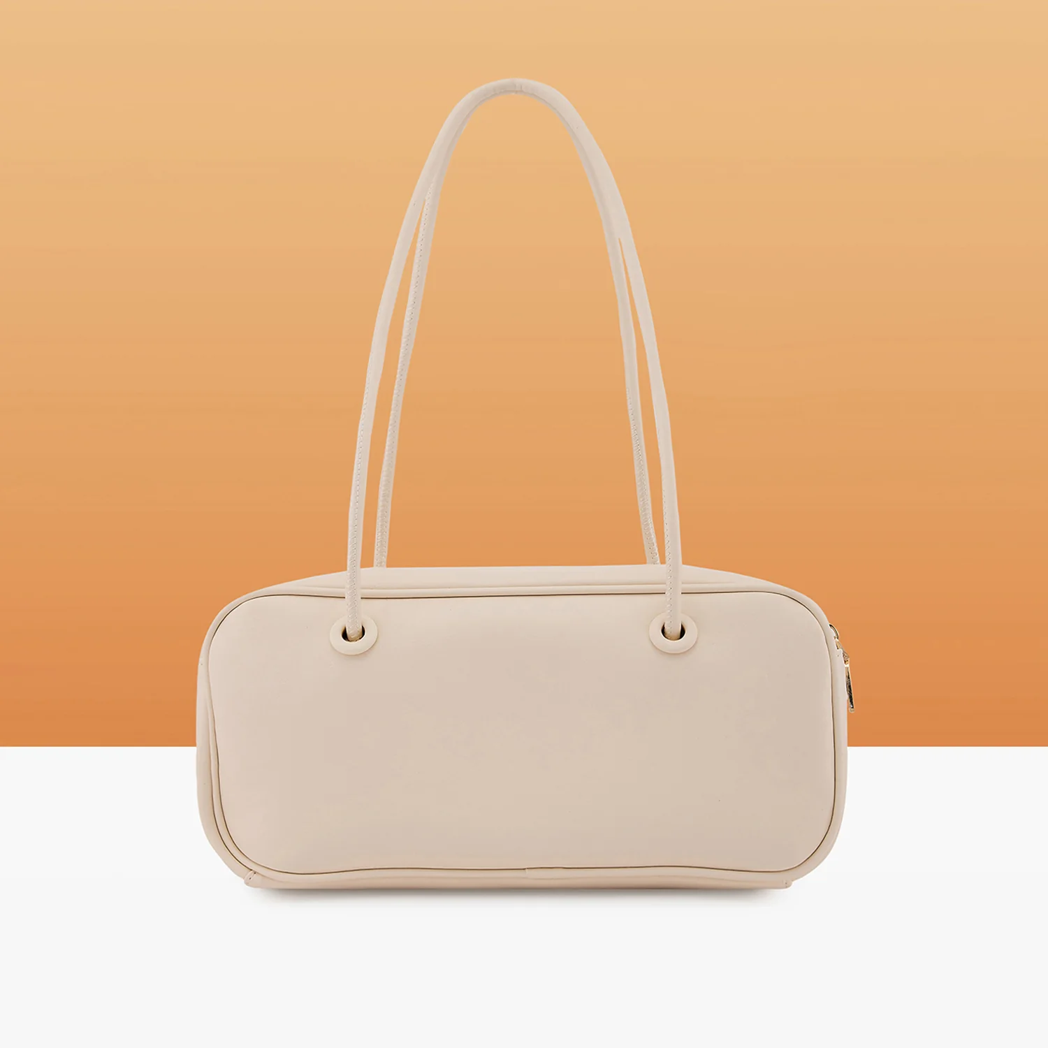 Caprese Bloom Medium Off White Baguette Bag - Image 4