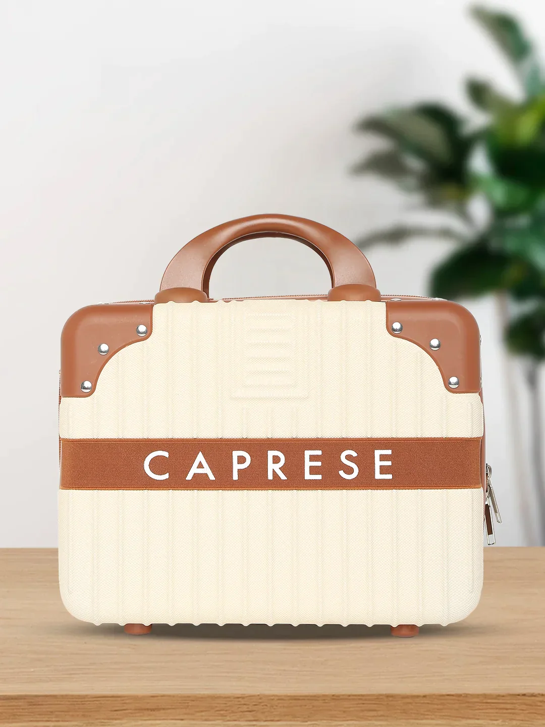 Caprese Callen Medium Brown Vanity Case - Image 4