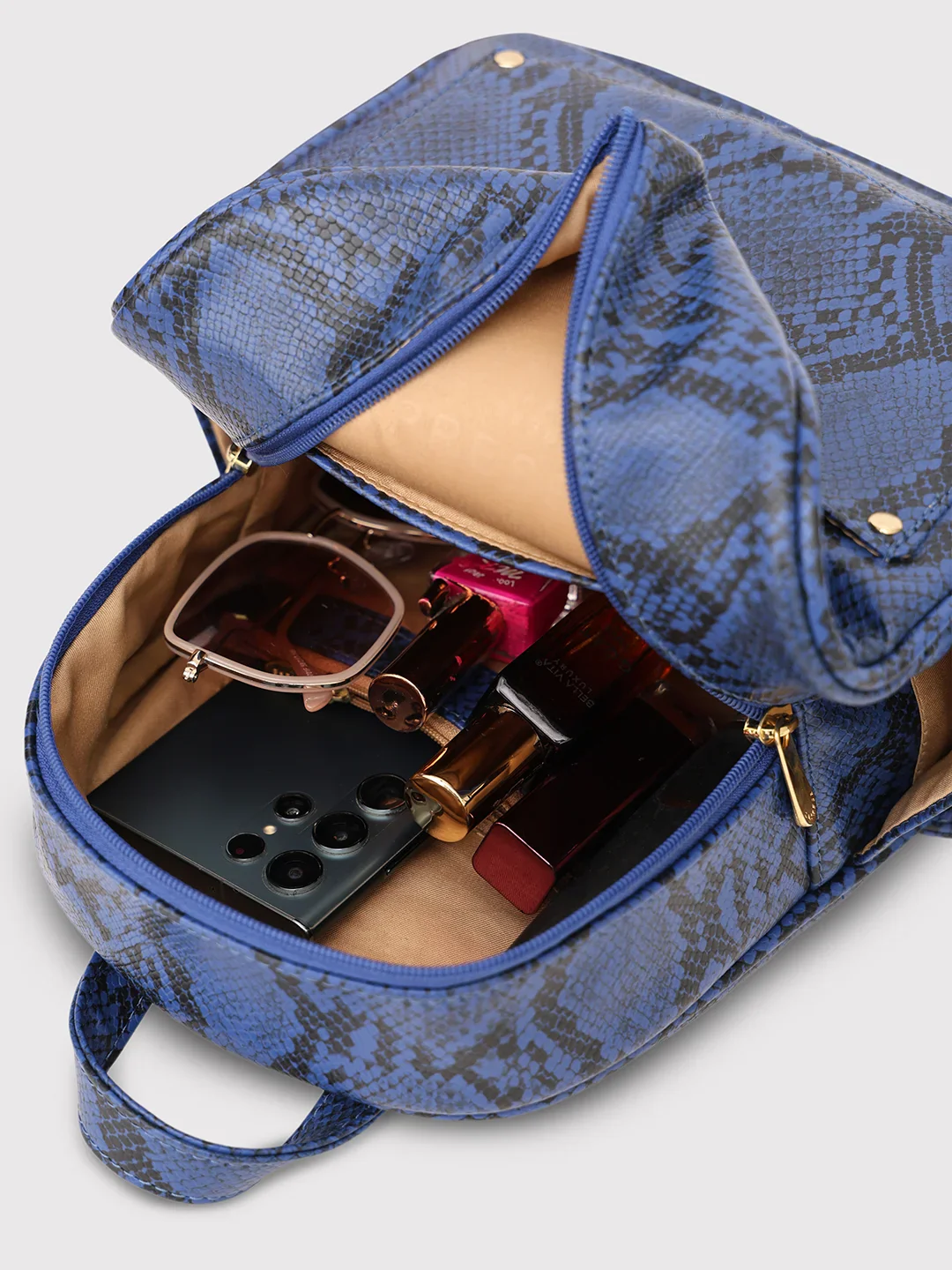 Caprese Canes Small Blue Backpack - Image 8