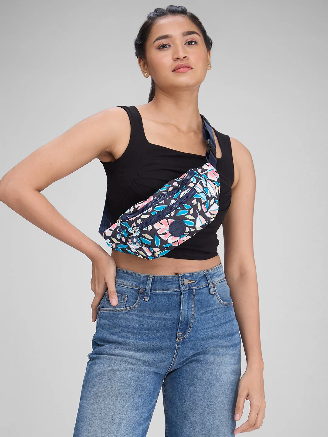 Caprese Celia Medium Black Fanny Pack - Image 10
