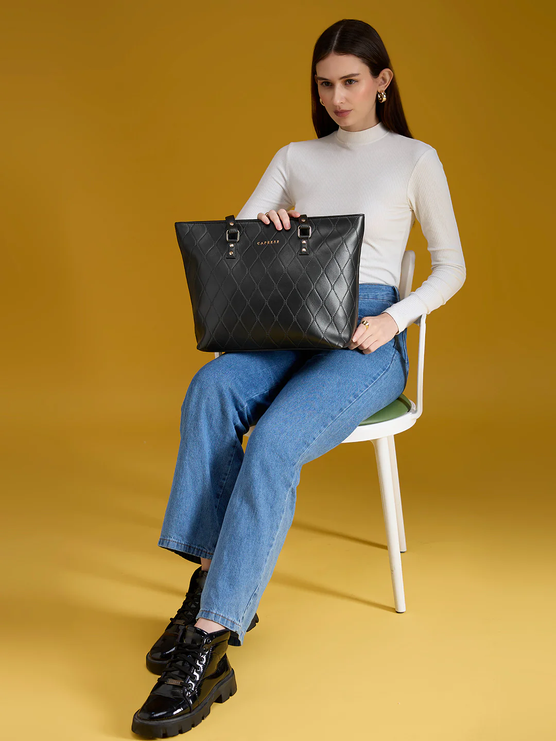 Caprese Claudiaa Large Black Tote Bag - Image 10