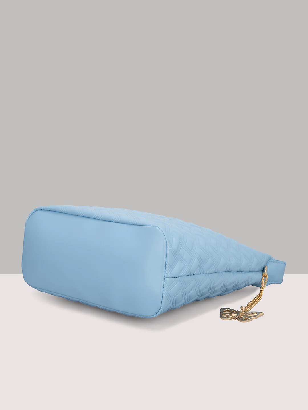 Caprese Cloud Large Powder Blue
Hobo Bag - Image 6