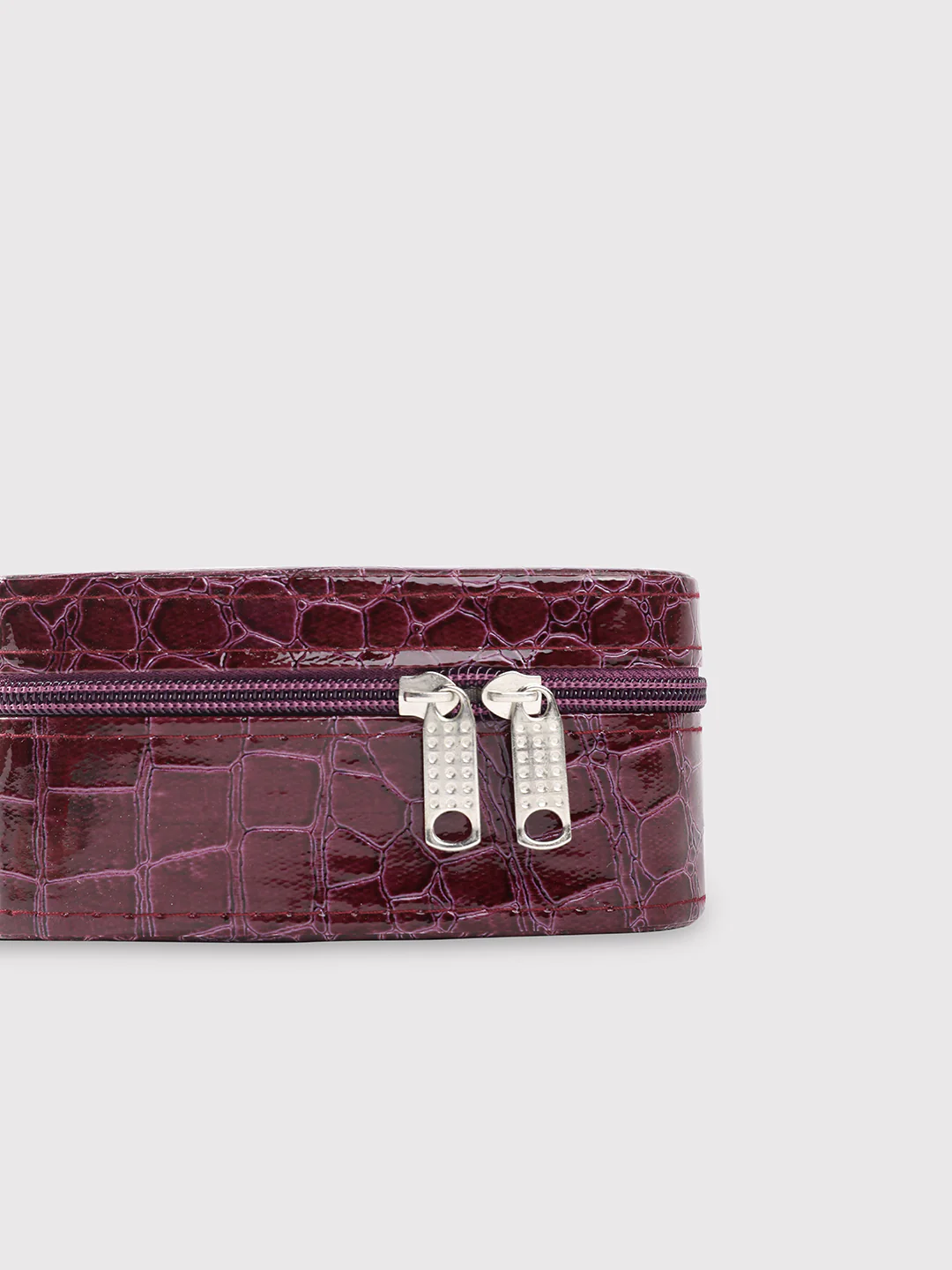 Caprese Cortney Small Purple Vanity Case - Image 7
