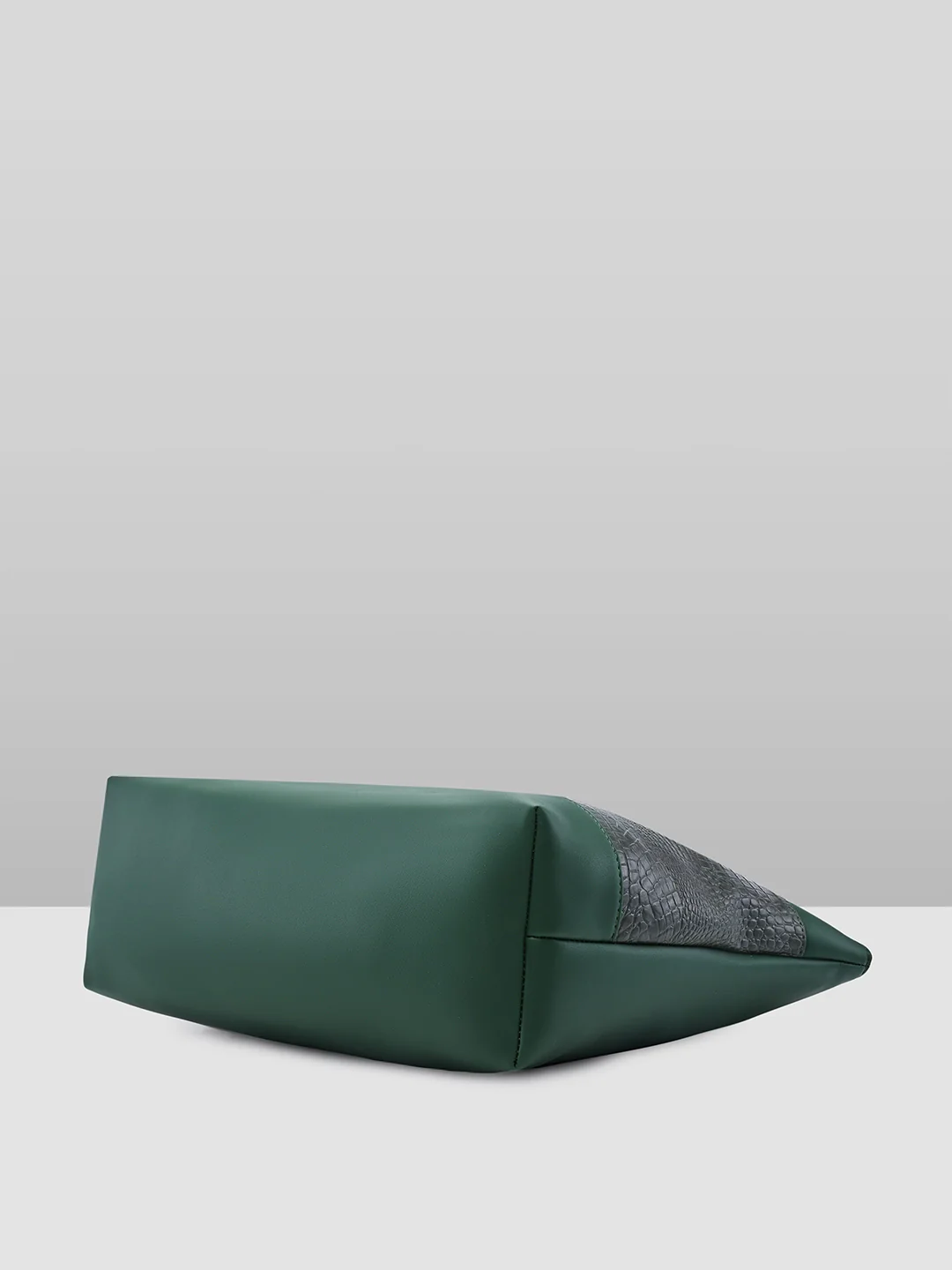 Caprese Cyprus Medium Sage Green Tote Bag - Image 5