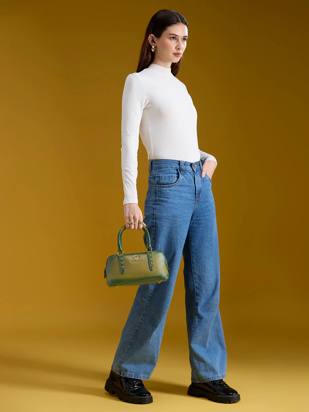 Caprese Dee Small Dill Green
Satchel - Image 13