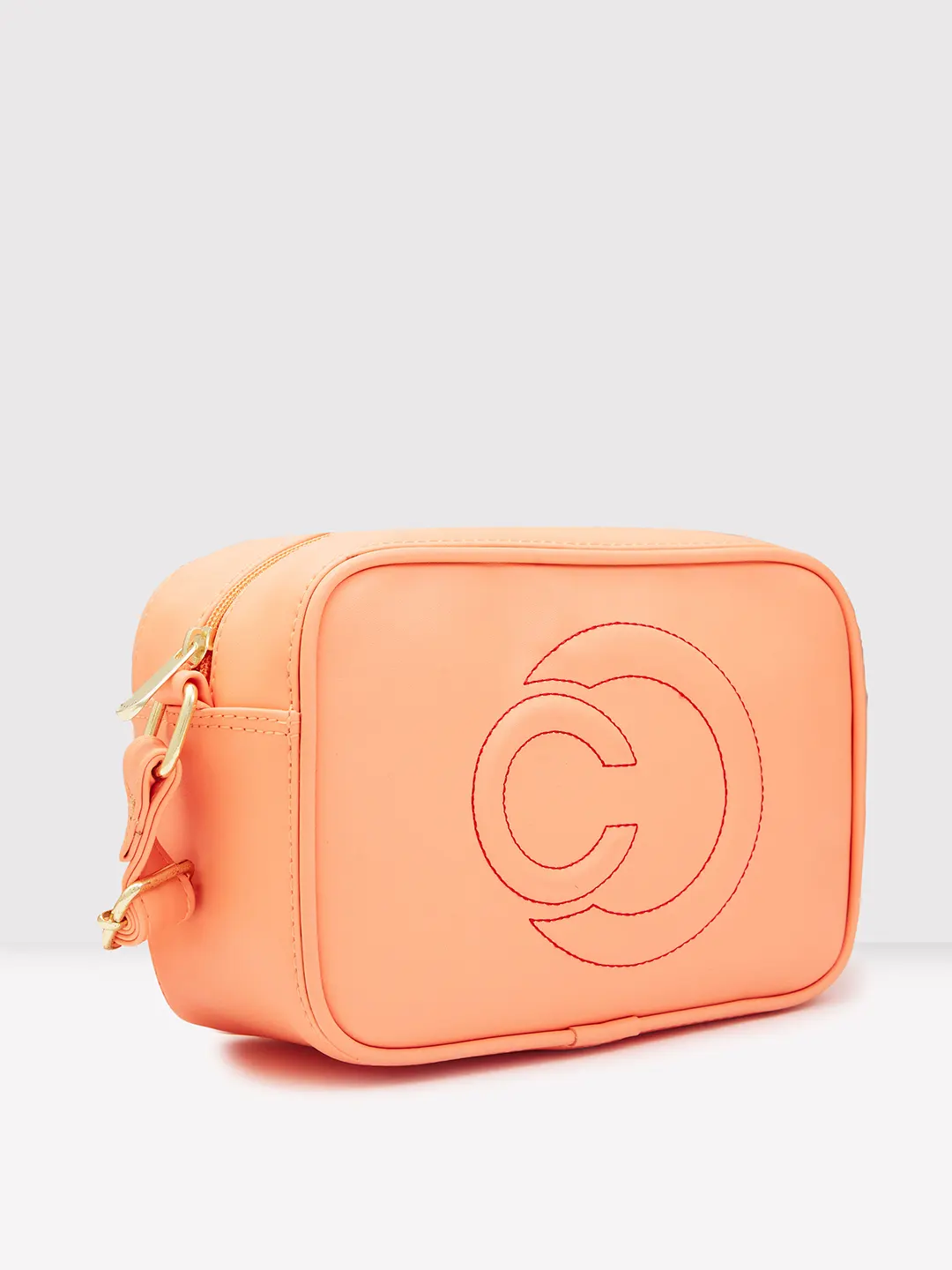 Caprese Dora Medium Coral Sling Bag - Image 3