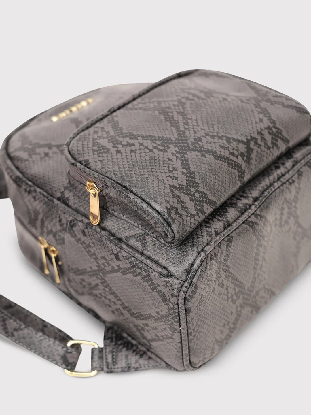 Caprese Draco Small Grey Backpack - Image 7