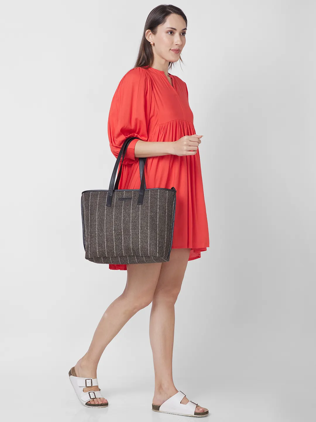 Caprese Evana Medium Striped Brown Tote Bag - Image 12