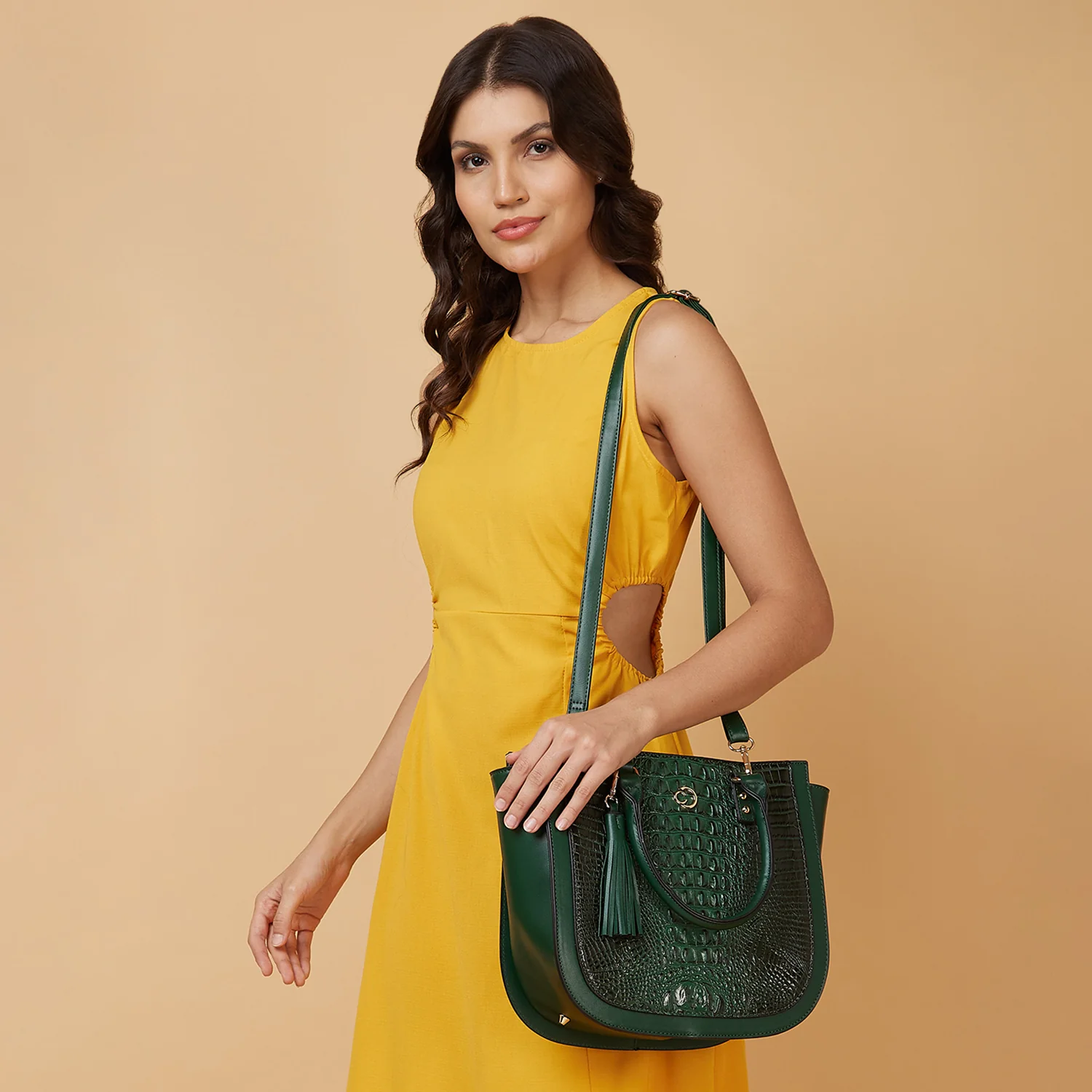 Caprese Felix Medium Green Satchel Bag - Image 9