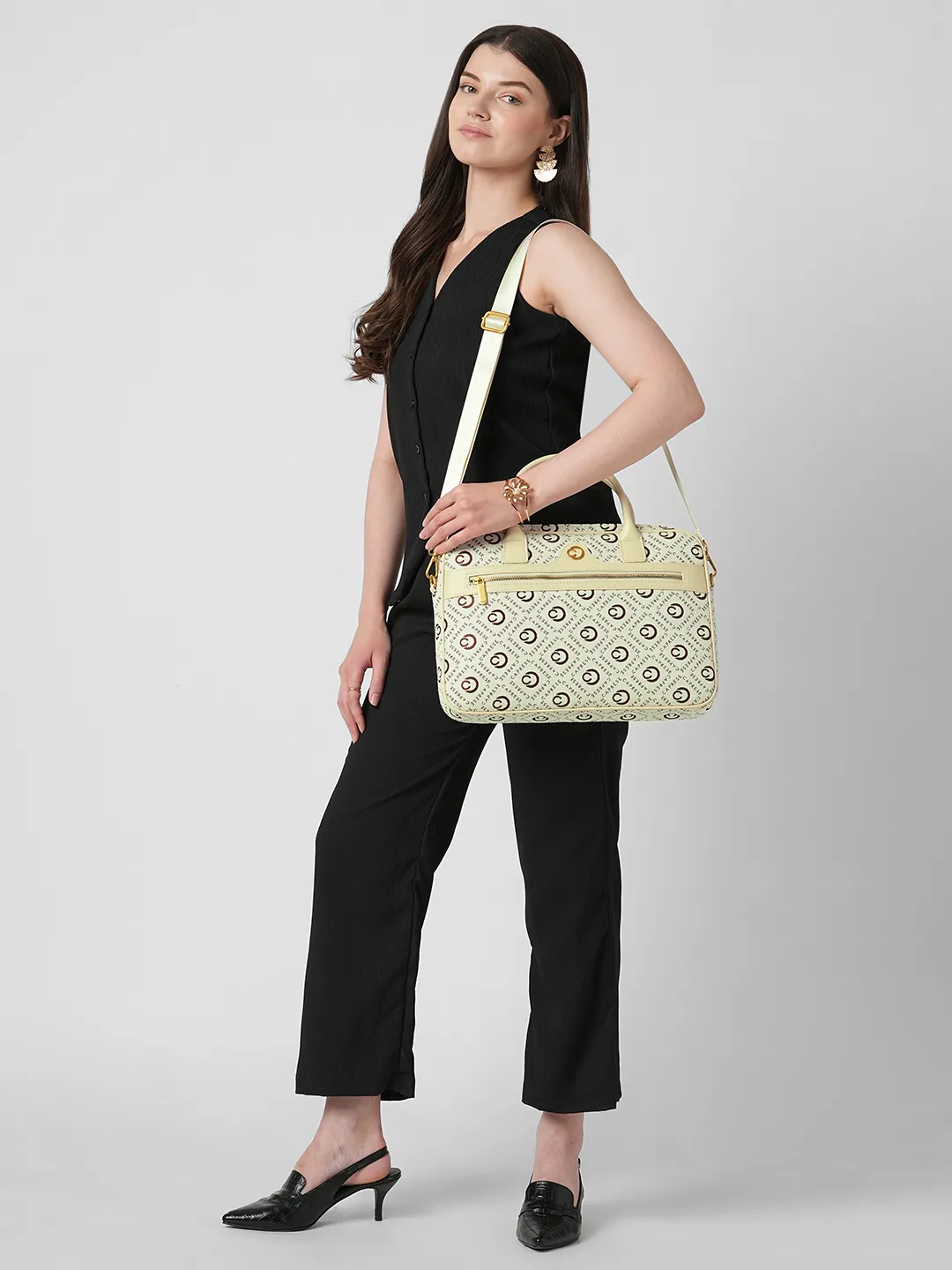Caprese Florida Large Beige Laptop Sleeve - Image 9
