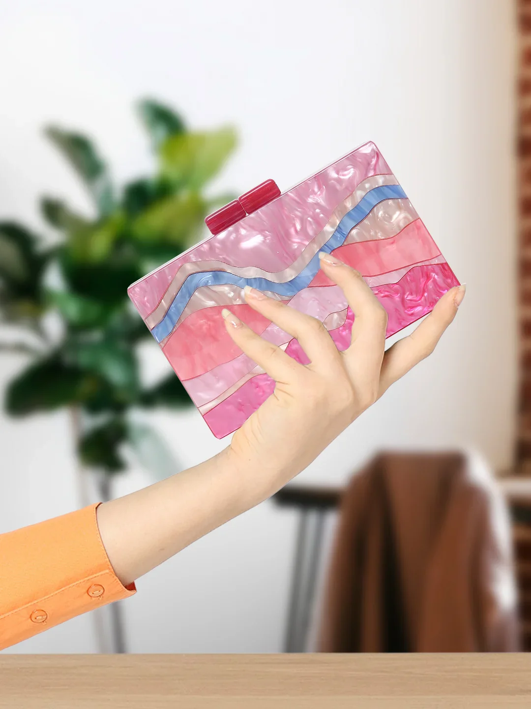 Caprese Gia Small Pink Clutch - Image 2