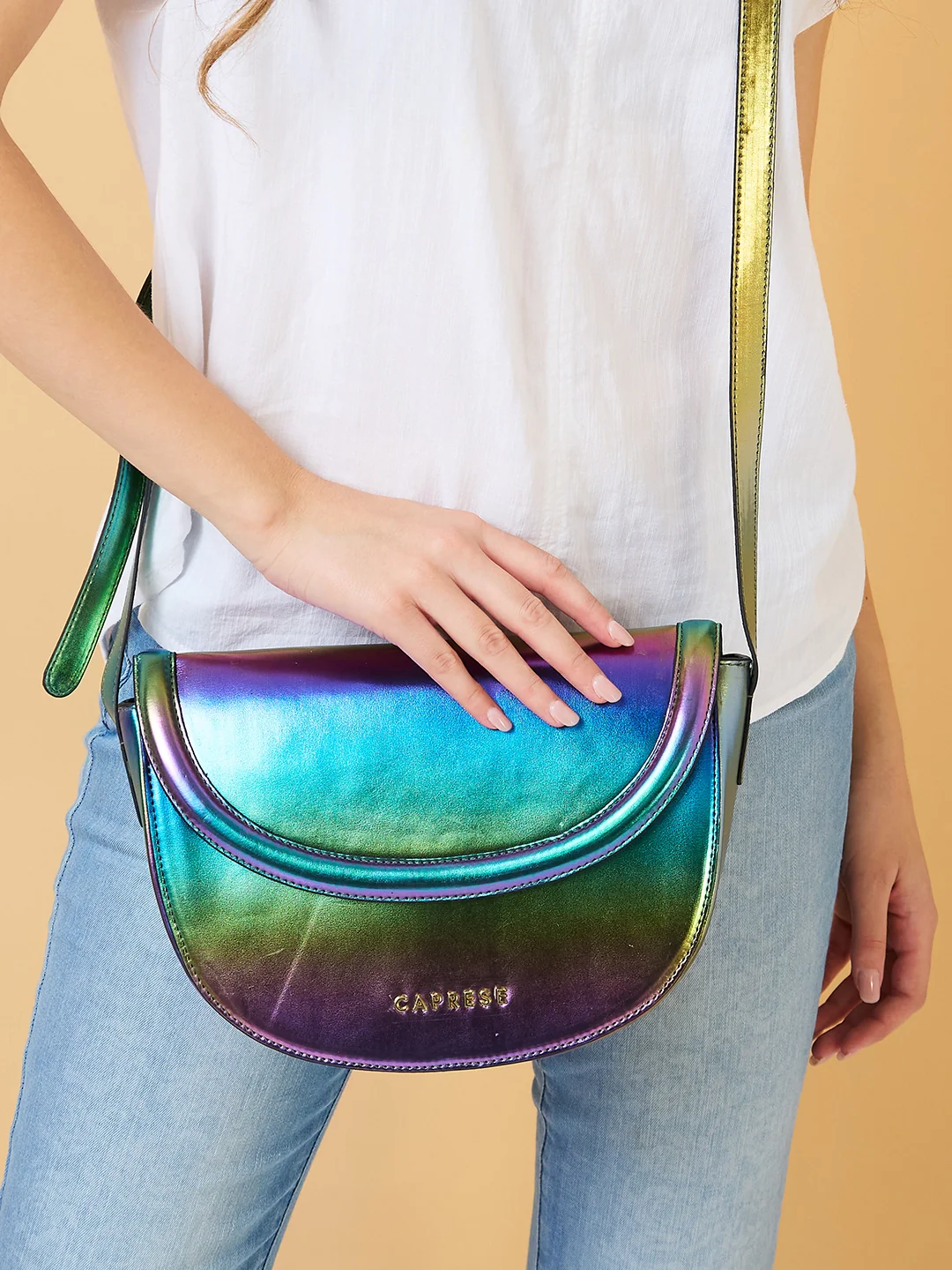 Caprese Glam Eve Medium Metallic Crossbody Bag - Image 9
