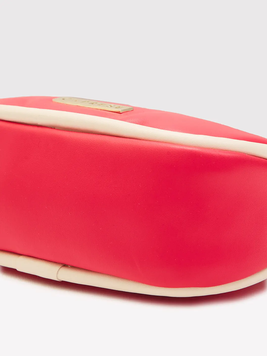 Caprese Gracie Medium Magenta Baguette Bag - Image 7