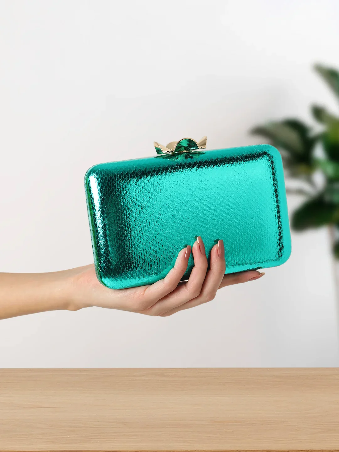 Caprese Guby Small Green Clutch - Image 2