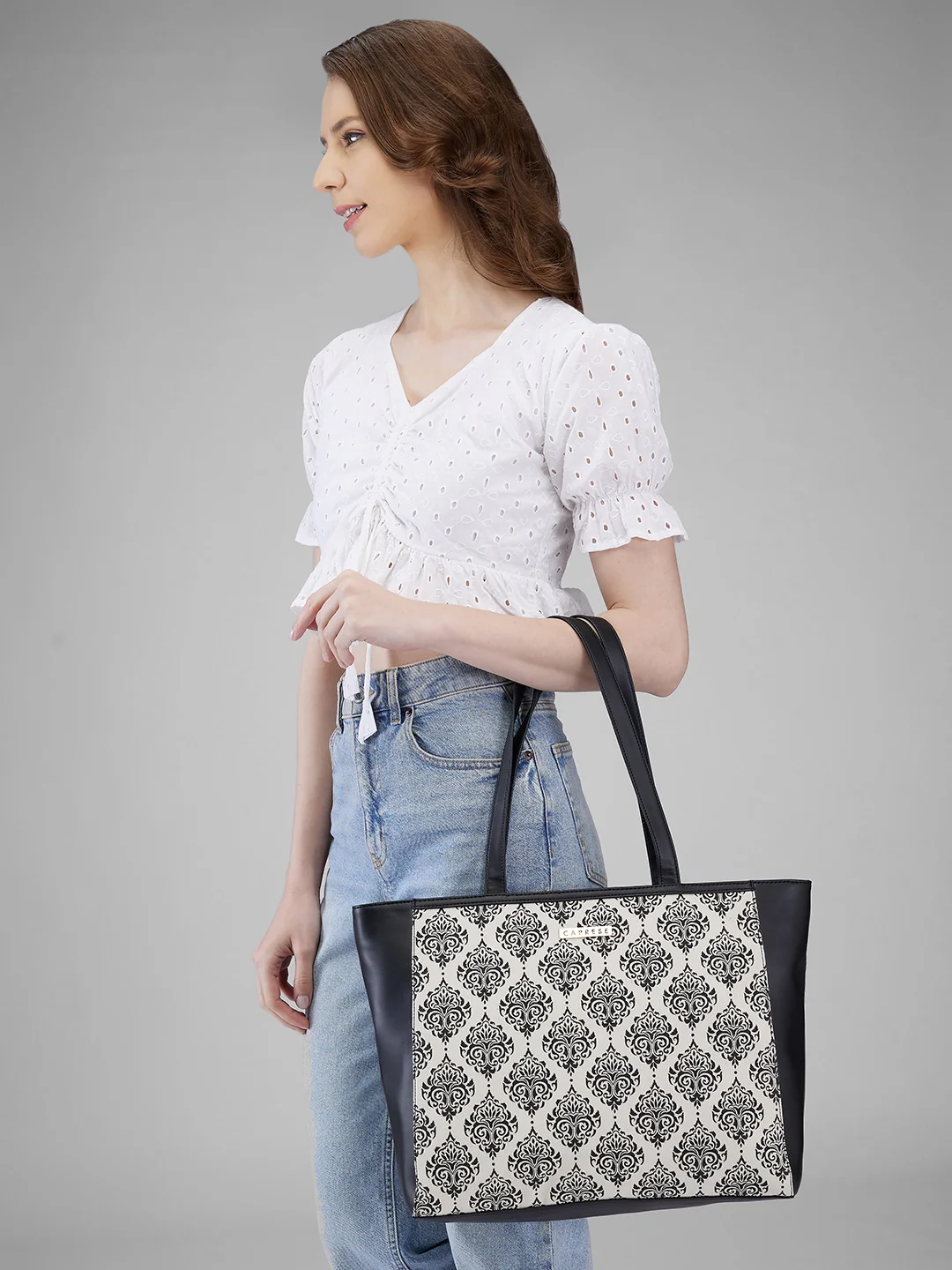 Caprese Hanna Large Black Tote Bag - Image 9