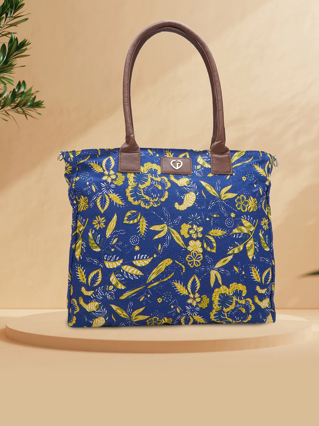 Caprese Hazel Large Blue Tote Bag - Image 2