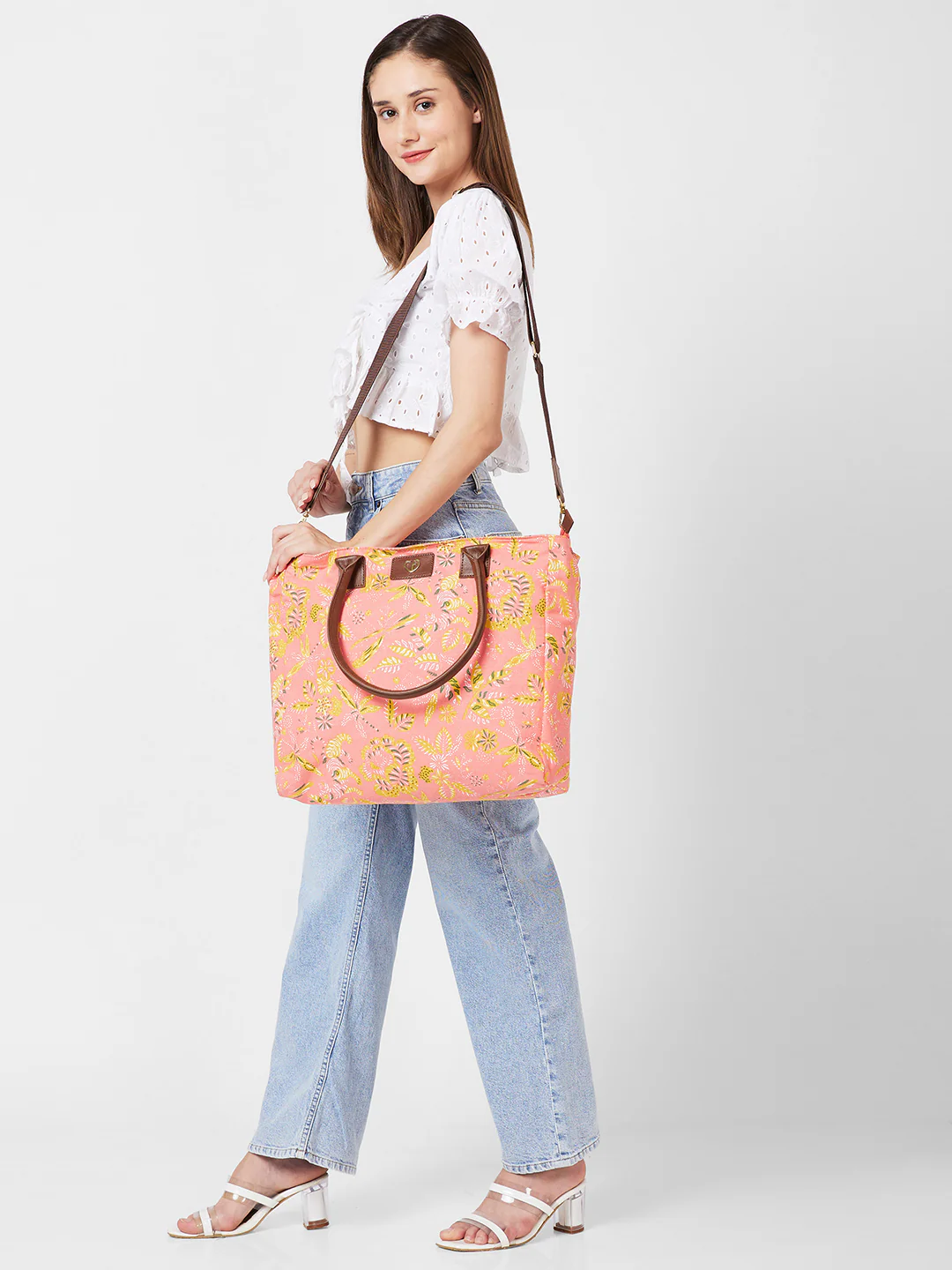 Caprese Hazel Large Coral Tote Bag - Image 3