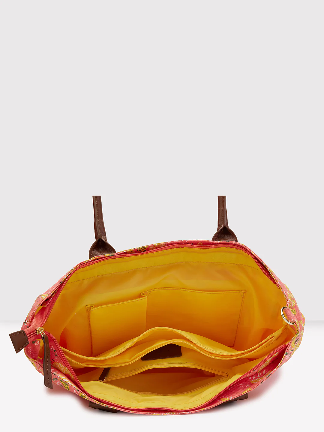 Caprese Hazel Large Coral Tote Bag - Image 6