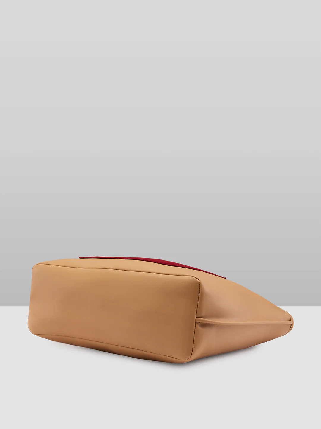 Caprese Irene Medium Beige Tote Bag - Image 5