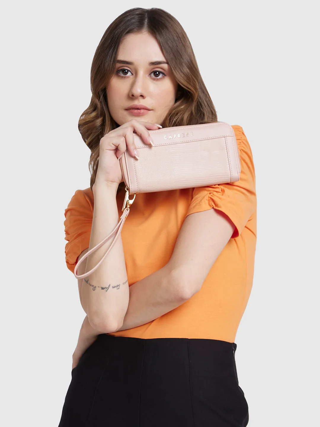 Caprese Izabella Large Blush Wallet - Image 3