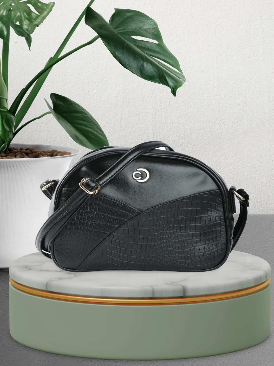 Caprese January Medium Black Sling Bag - Image 3