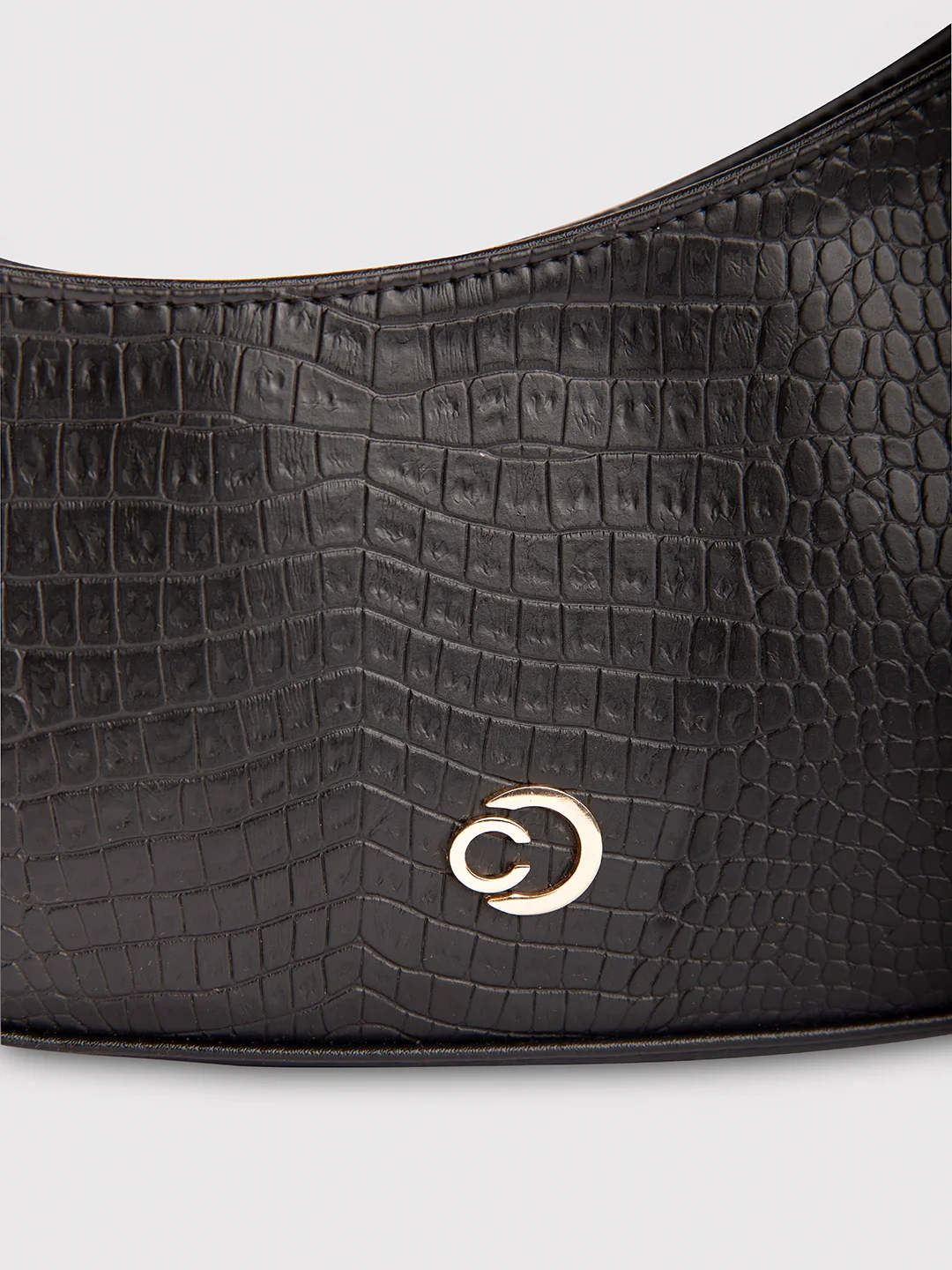Caprese July Sling Medium Black Baguette Bag - Image 4