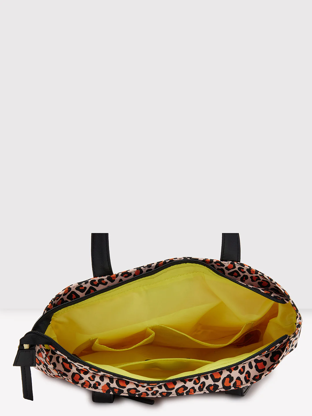 Caprese Karel Medium Orange Tote Bag - Image 5