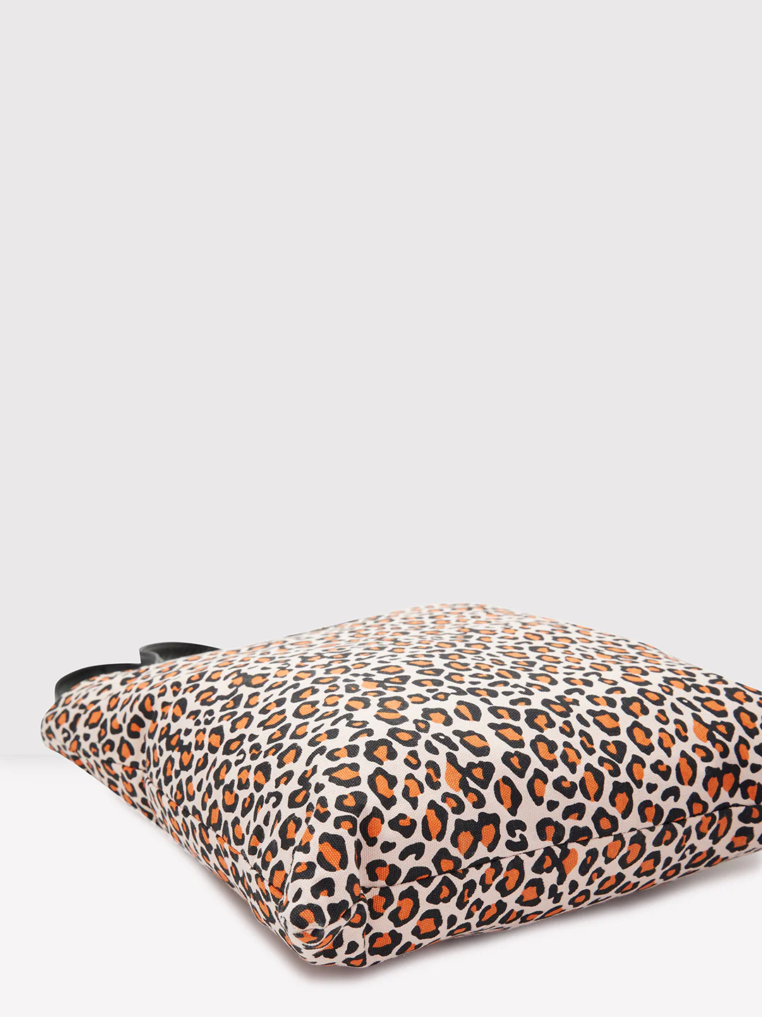 Caprese Karel Medium Orange Tote Bag - Image 6