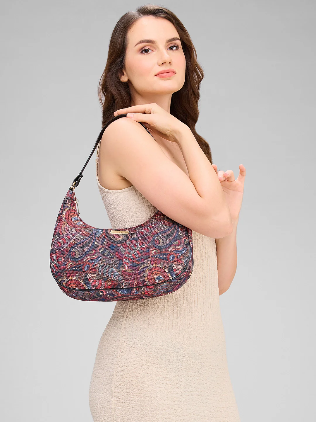 Caprese Kaya Medium Printed Pink Hobo Bag - Image 10