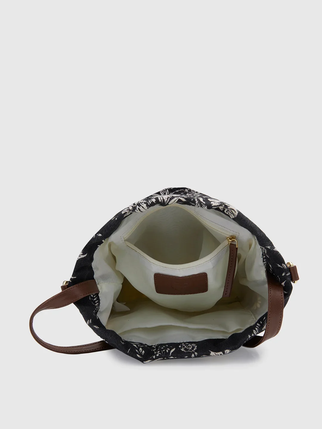 Caprese Kendall Large Black Sling Bag - Image 7