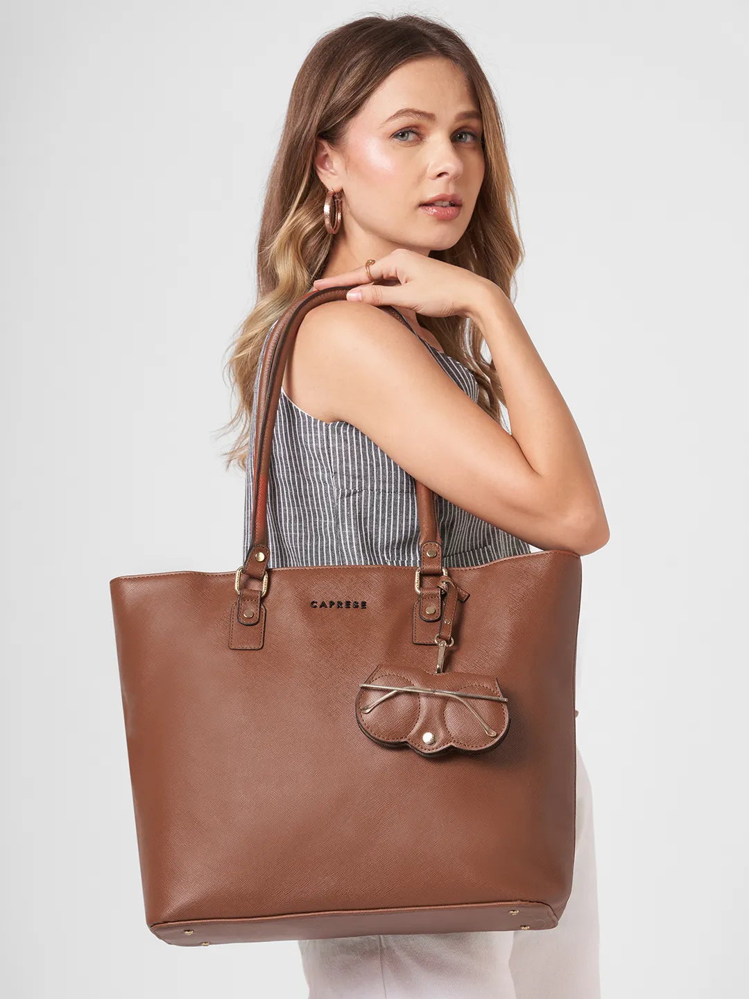 Caprese Lexi Large Tan Laptop Tote Bag - Image 10