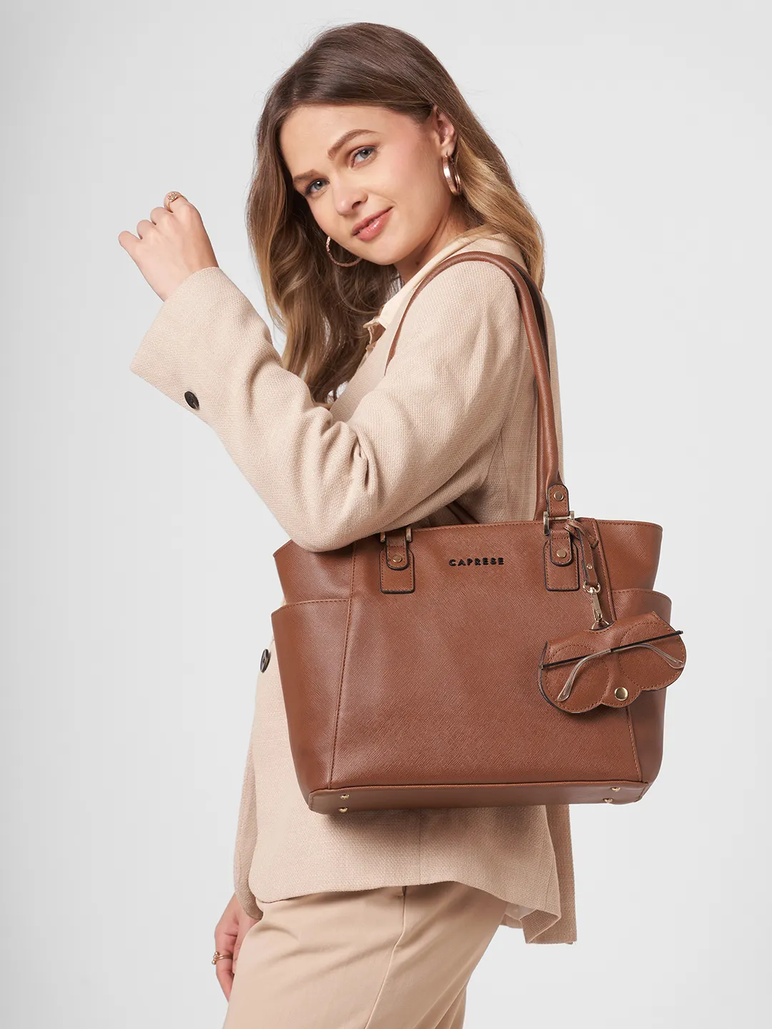 Caprese Lexi Medium Tan Tote Bag - Image 9