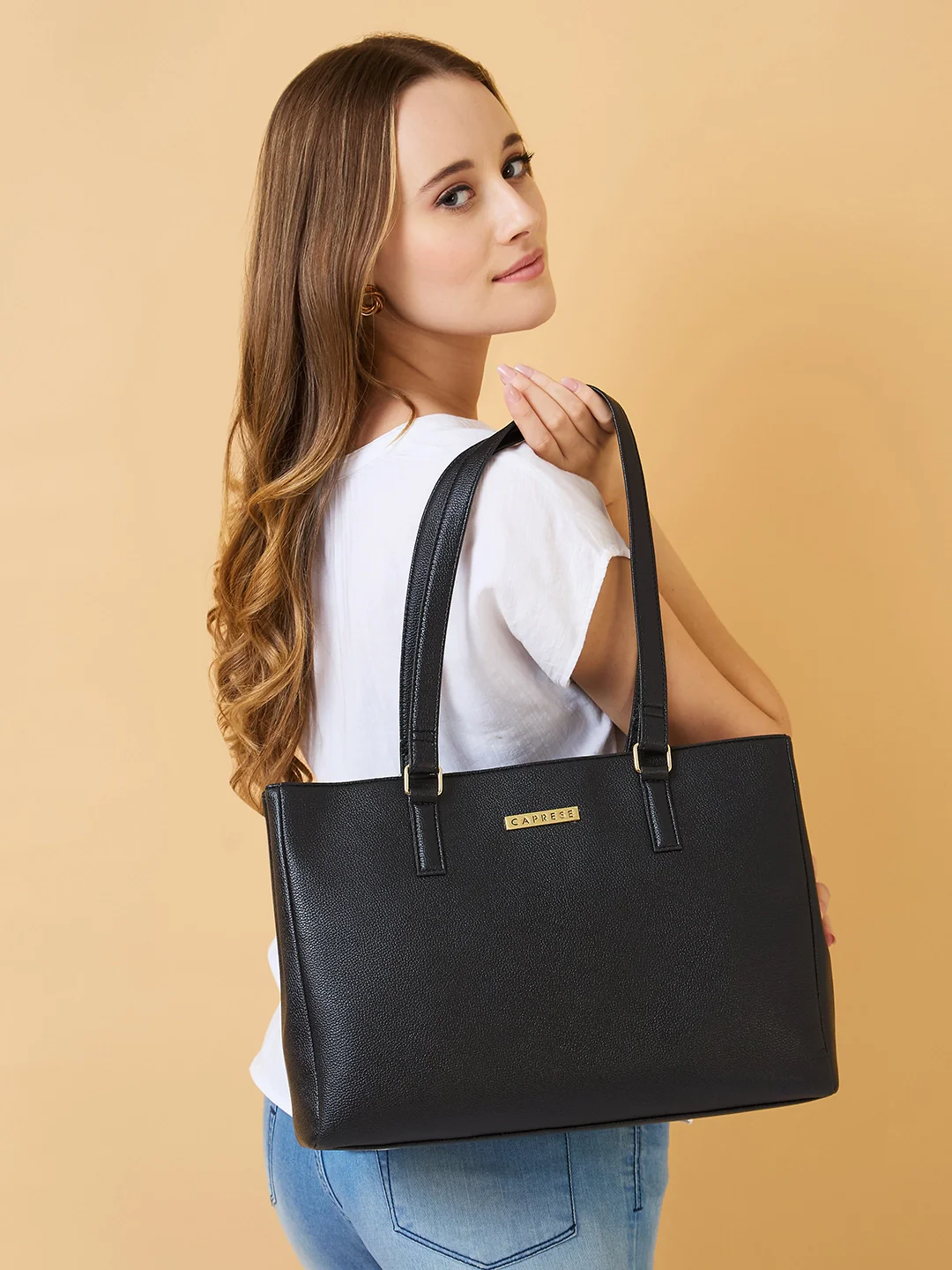 Caprese Lidwina Large Black Tote Bag - Image 2