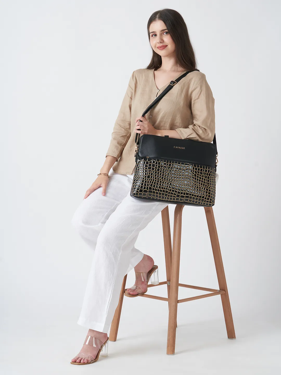 Caprese Lily Large Black / Gold
 Laptop Bag - Image 10