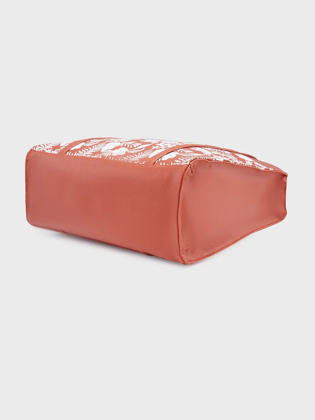 Caprese Lively Medium Dusty Coral Tote Bag - Image 5