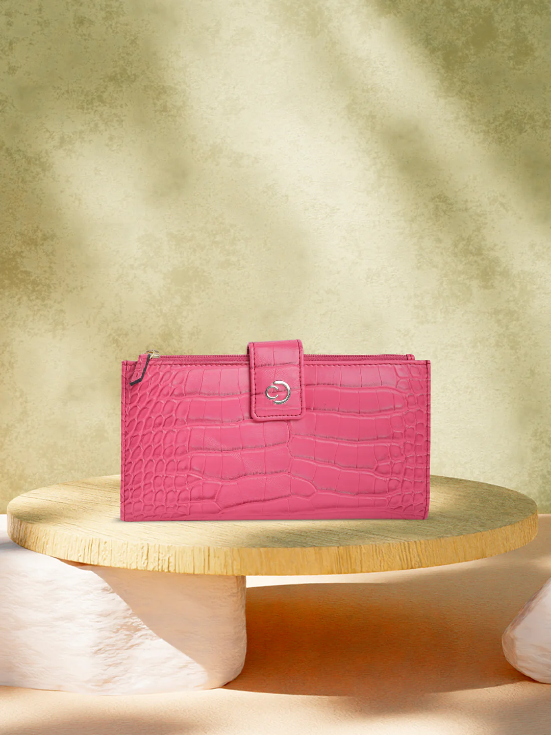 Caprese Luna Medium Fuchsia Bifold Wallet - Image 3