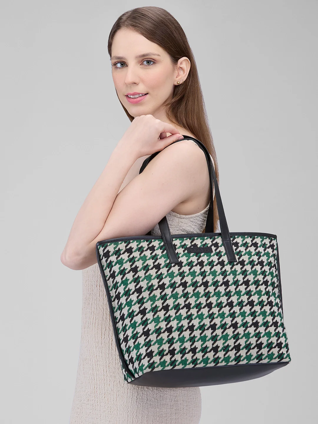 Caprese Madina Large Green Tote Bag - Image 10