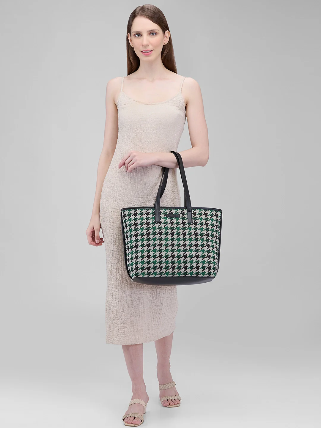 Caprese Madina Large Green Tote Bag - Image 2
