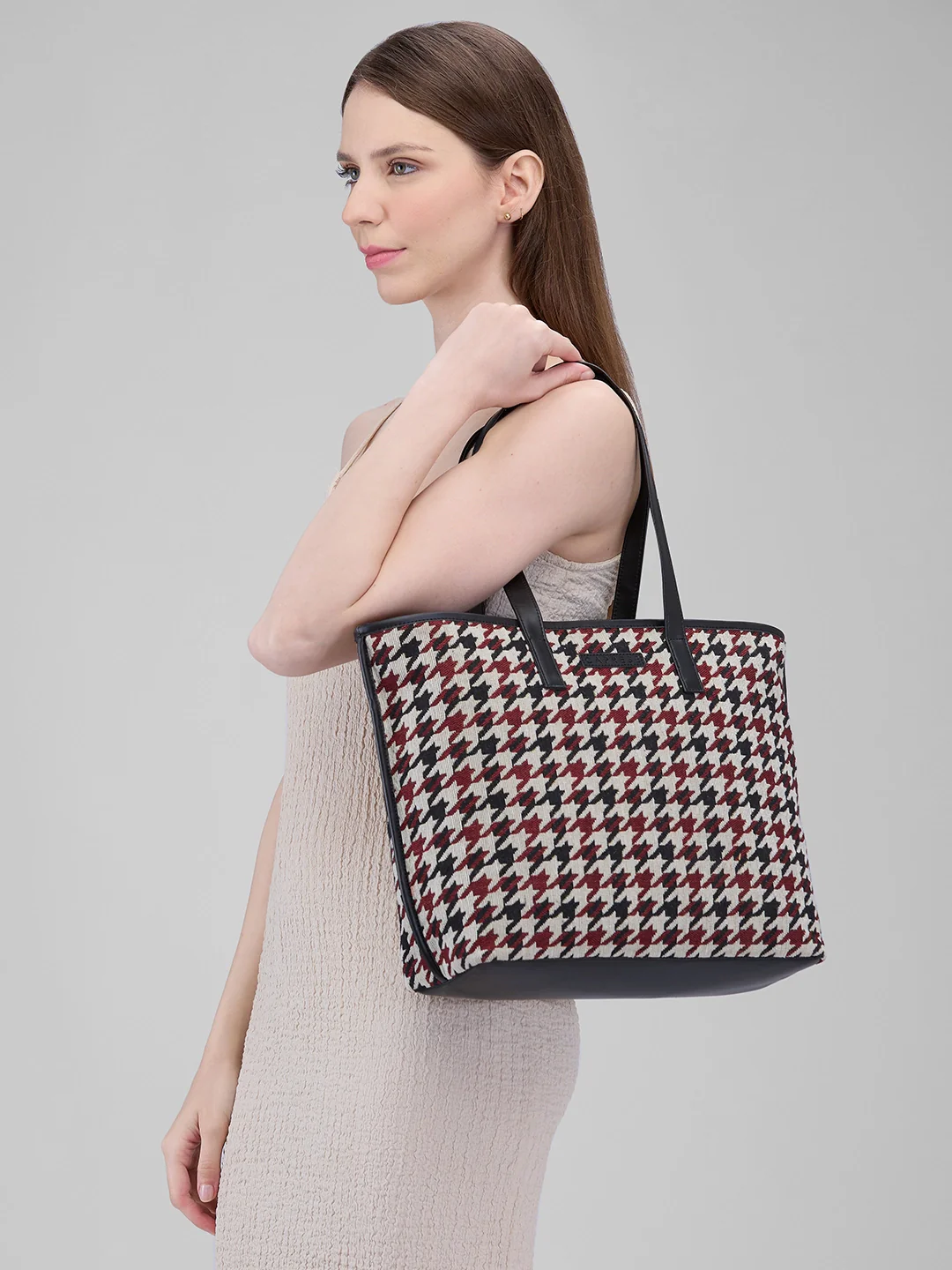 Caprese Madina Large Maroon Tote Bag - Image 12