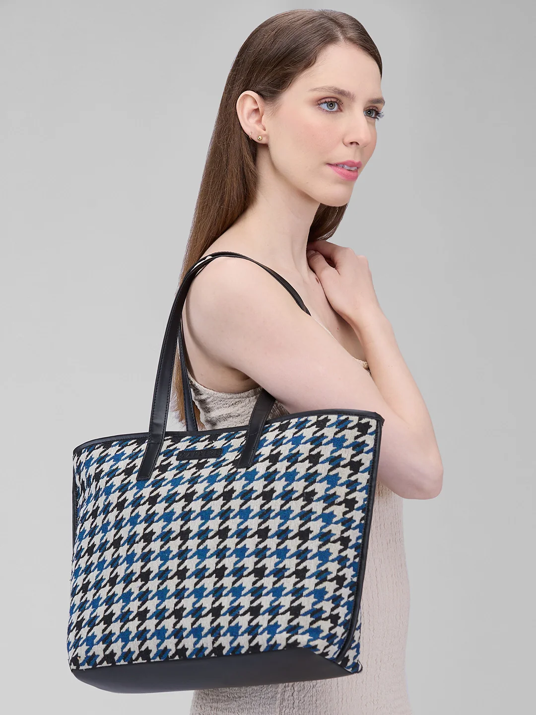 Caprese Madina Large Navy Tote Bag - Image 12